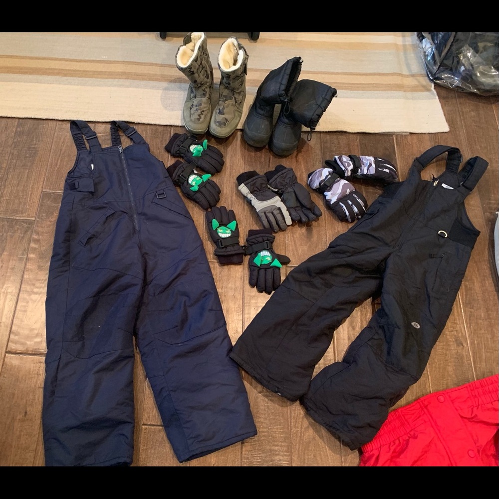 Boys ski gear